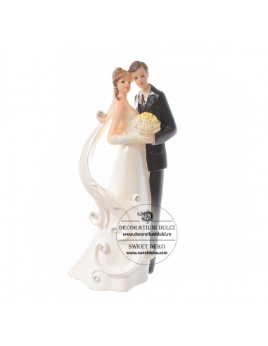 Wedding cake topper, bride and groom...